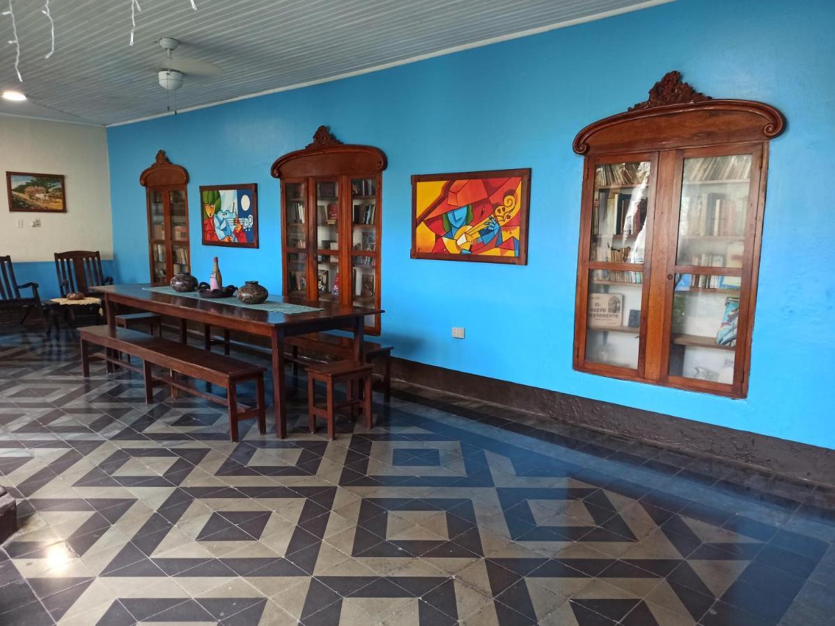 Hostal Harvest House León Eksteriør bilde