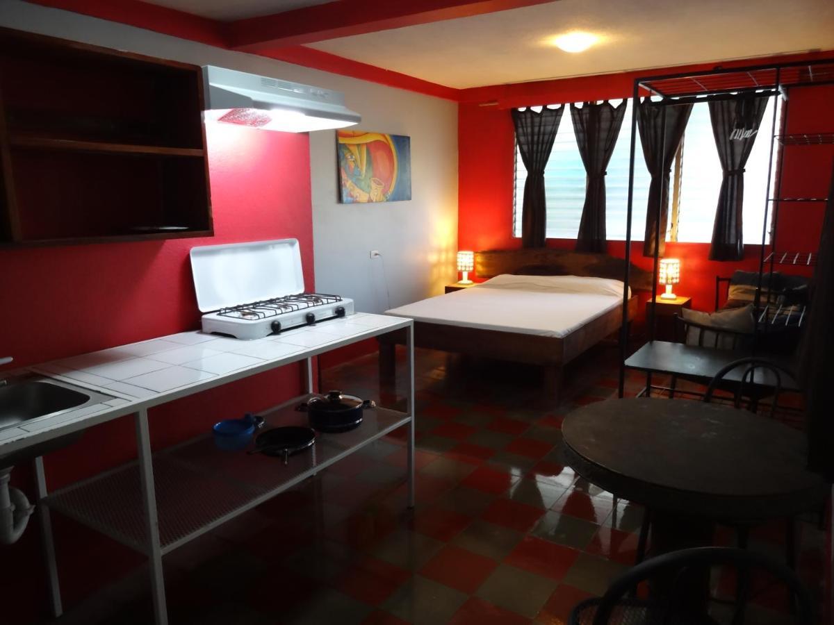 Hostal Harvest House León Eksteriør bilde