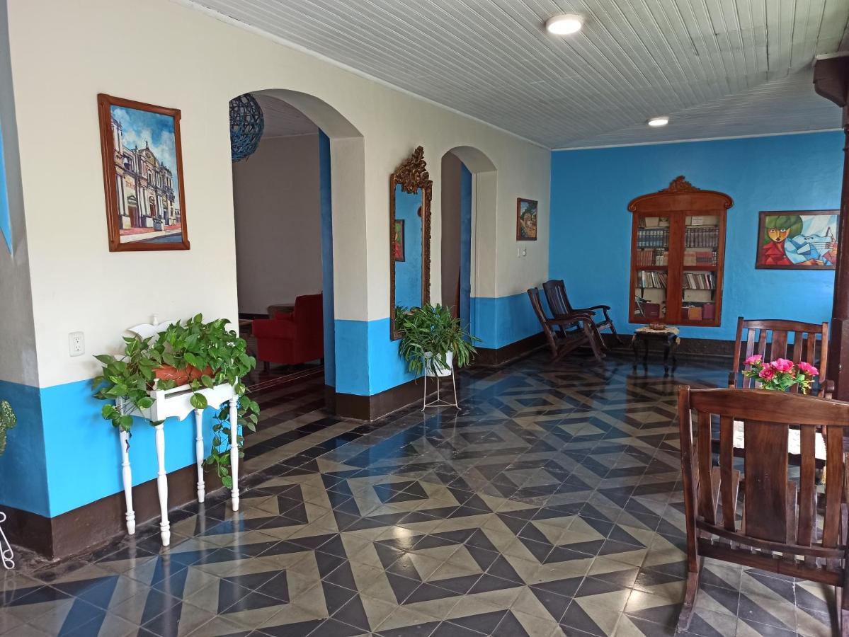 Hostal Harvest House León Eksteriør bilde