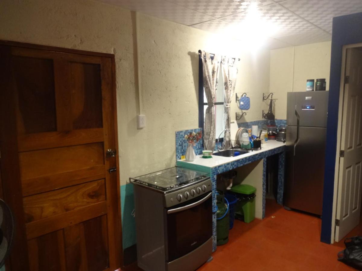 Hostal Harvest House León Eksteriør bilde